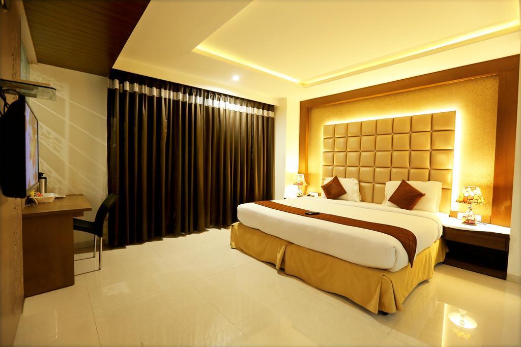 Hotel Sitara Grand Miyapur Hyderabad Quarto foto
