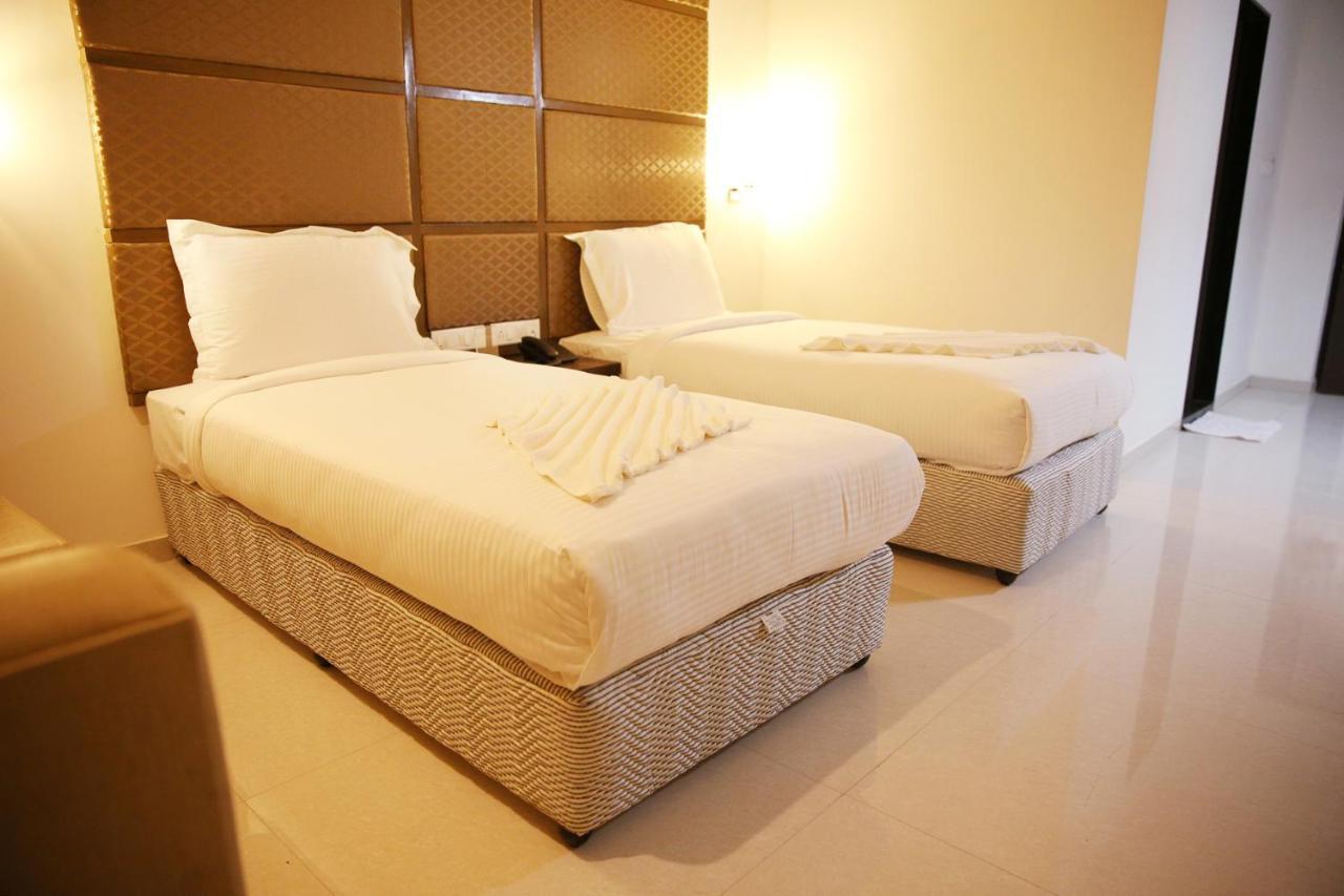 Hotel Sitara Grand Miyapur Hyderabad Exterior foto